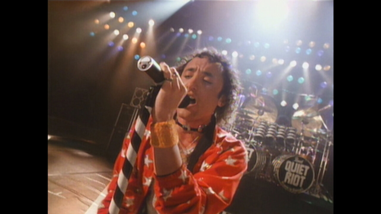 Mama Weer All Crazee Now (Video)