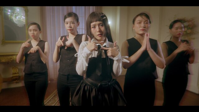 Quá trễ xin lỗi (Dance Performance)