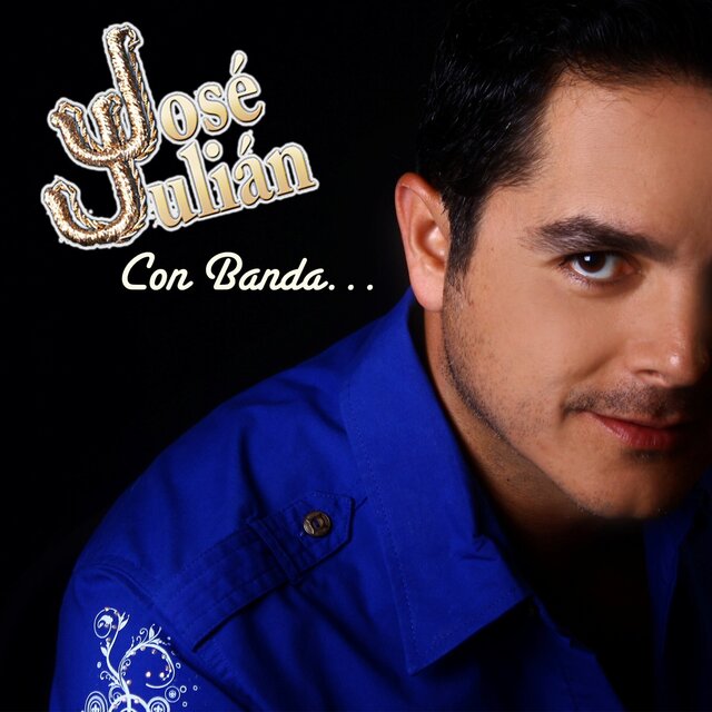 José Julián con banda