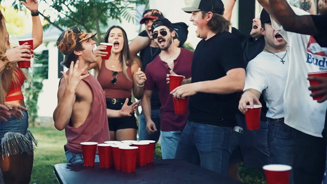 Drinkin' in a College Town (Official Video)