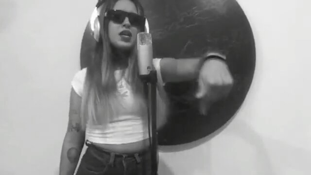 En la Mía (Talento #8)