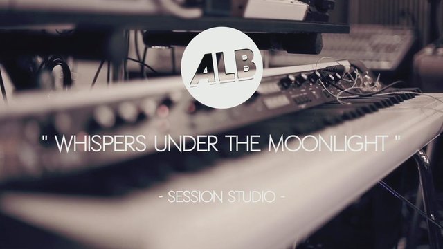Whispers Under the Moonlight (Session studio)