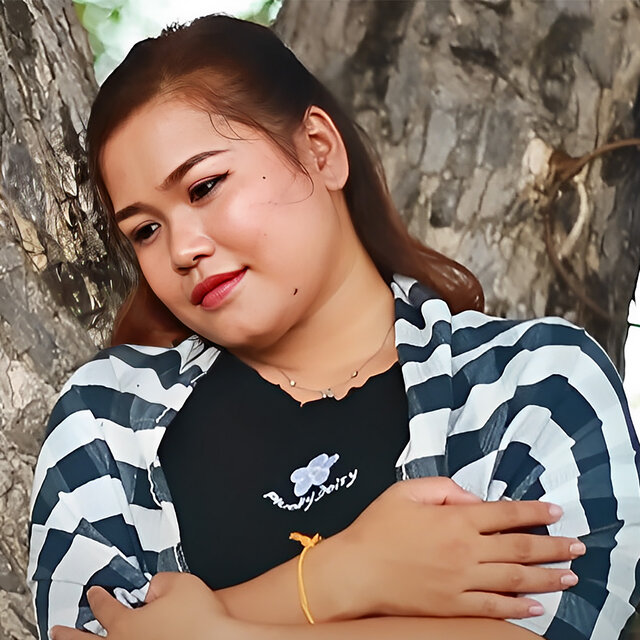 ຫລ້າ ລູກຫມາກນາວ