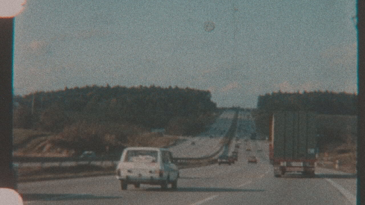 Head Start on a Heartbreak (Official Visualizer)