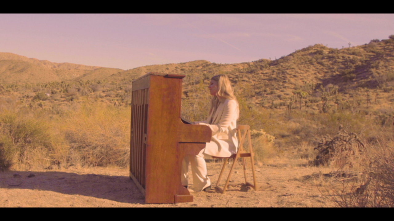 Tell Me I'm Pretty (Piano Version)