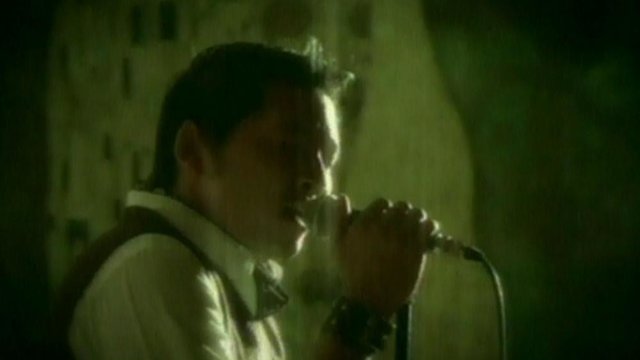 Aku Jatuh Cinta (Video Clip)