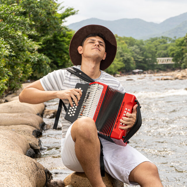 Con propio estilo
