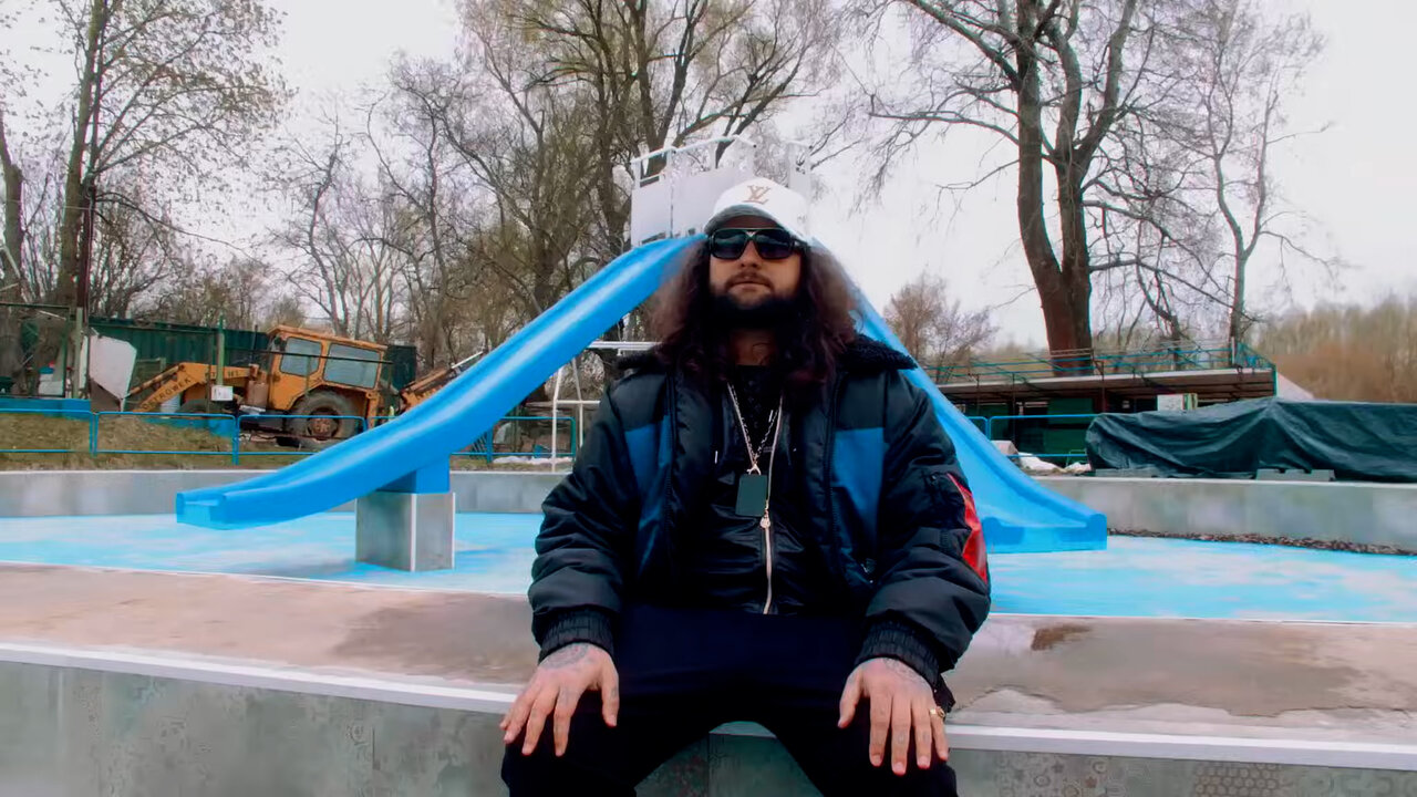 Miki Maus (Official Video)