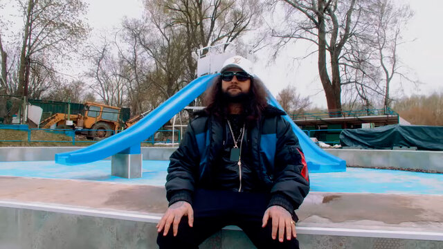 Miki Maus (Official Video)