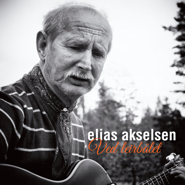 Ved leirbålet