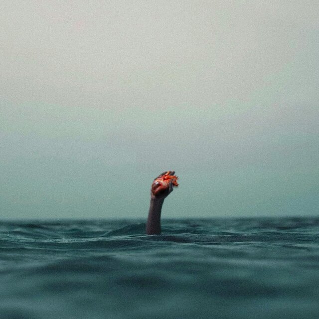 @✌️