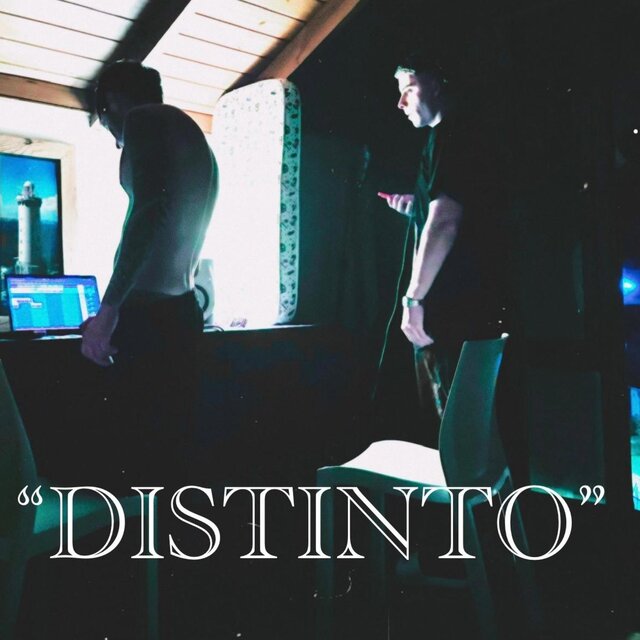 Distinto
