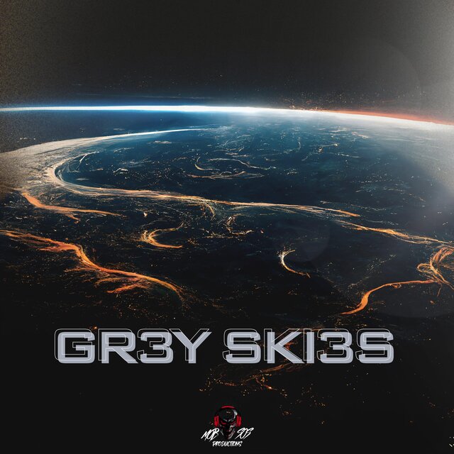 GR3Y SKI3S