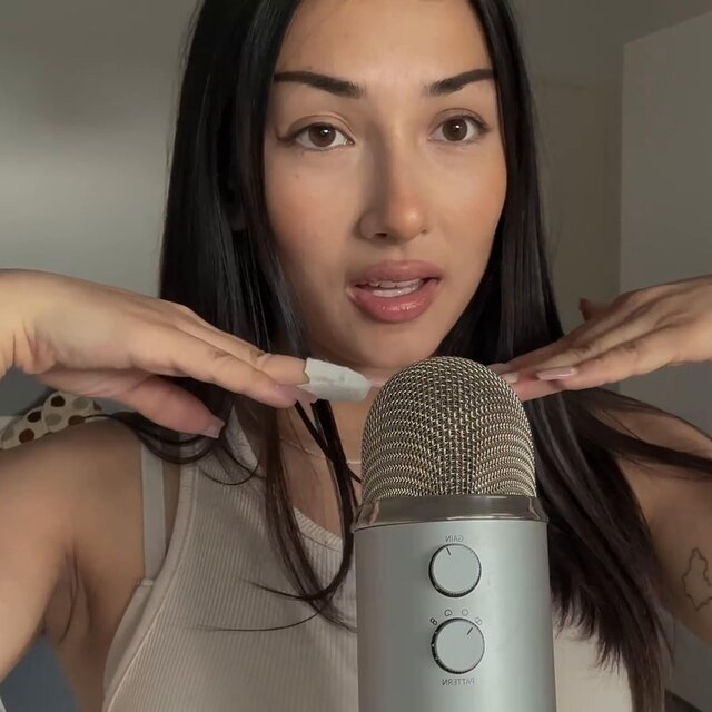 Pure Mouth Sounds To Help You Sleep