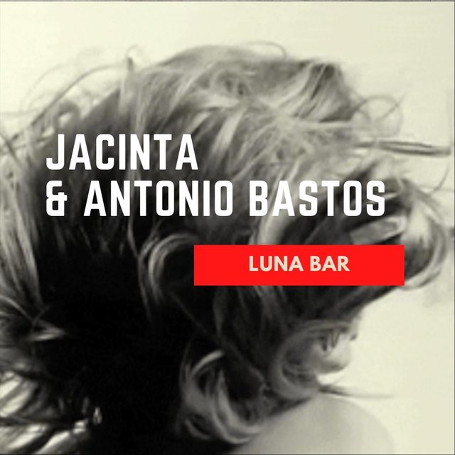Luna Bar