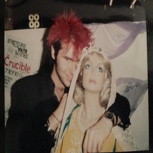 POP AND HiSS