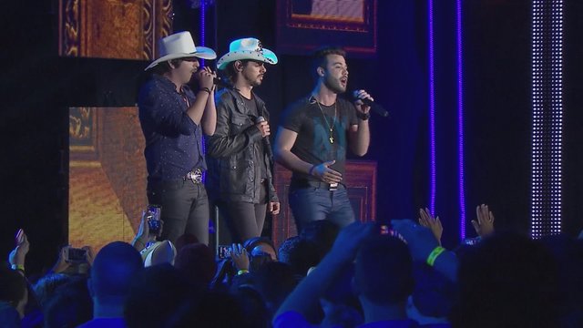 Quadros (feat. João Carreiro) (Ao Vivo)