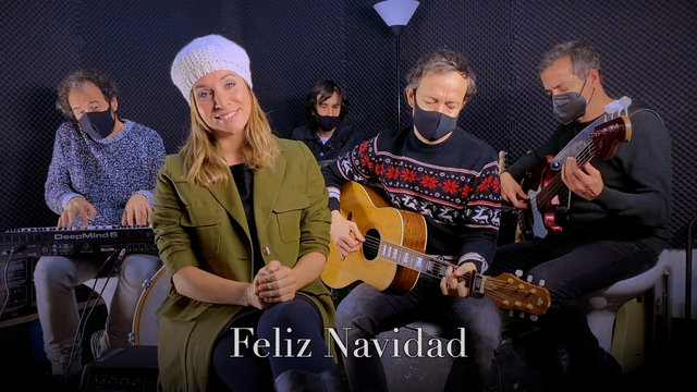 A Este Lado del Cristal (Lyric Video)