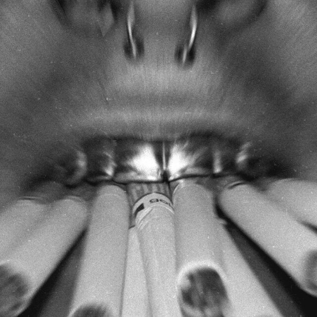 CIGARETTE