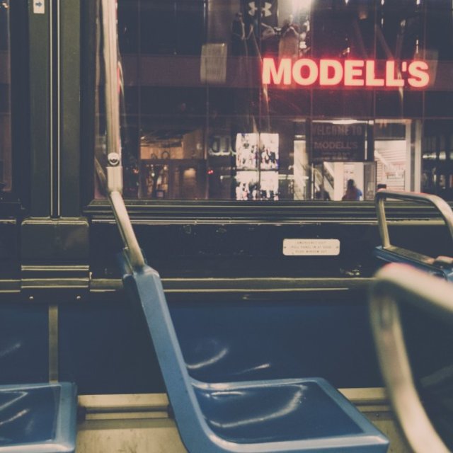 Modell's