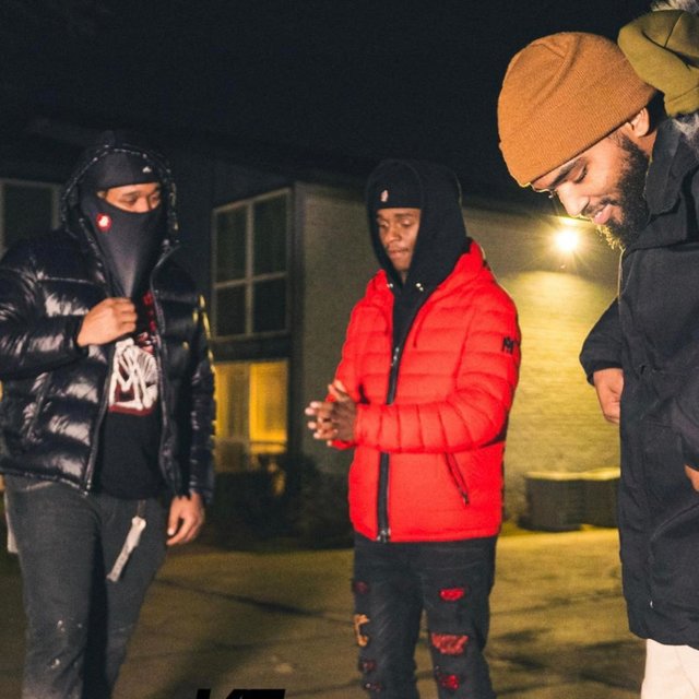 Ukraine (feat. Frizz & Paid Quel)