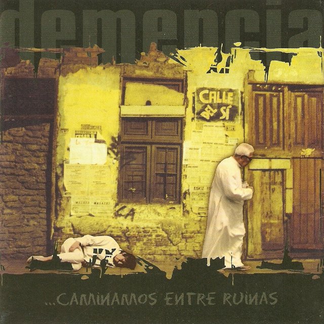 Caminamos Entre Ruinas