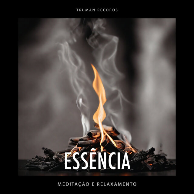Essência