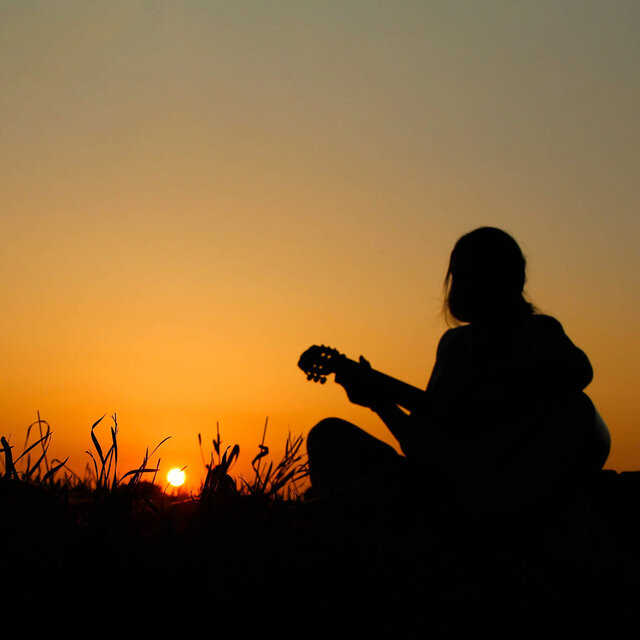 Peaceful Guitar Melodies for a Quiet Mind