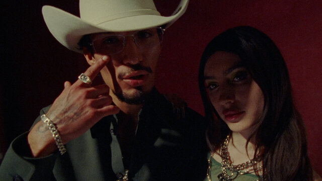 CANDY. (feat. Alé Araya) (Official Video)