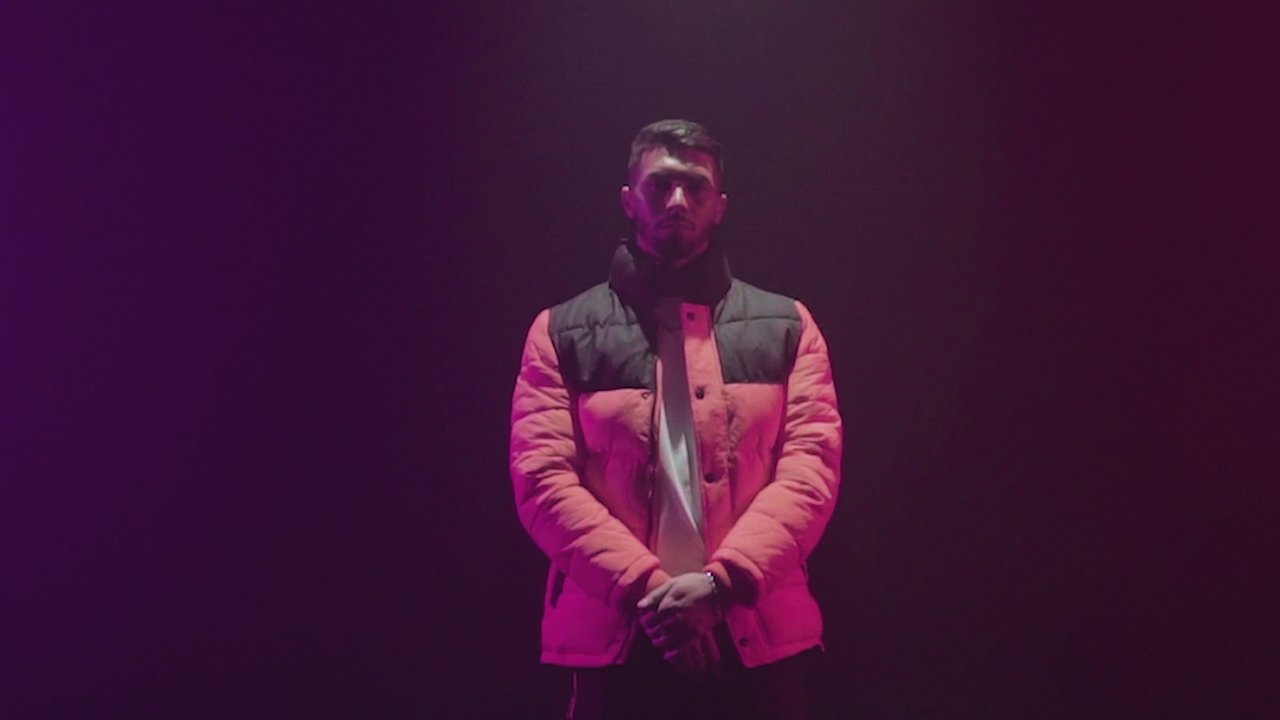 Papiers (Clip officiel)