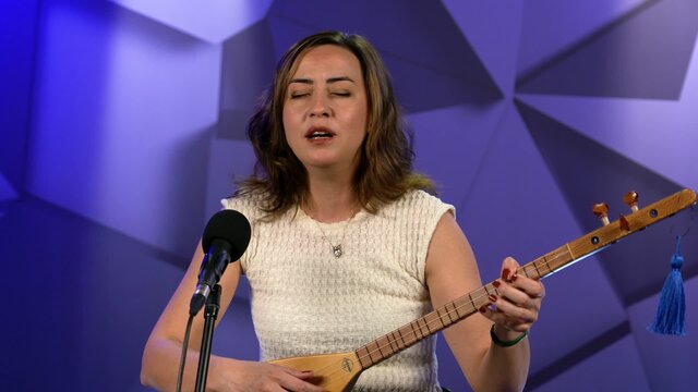 Yürüyorum Dikenlerin Üstünde (feat. Görkem Aygün) (feat. Görkem Aygün)