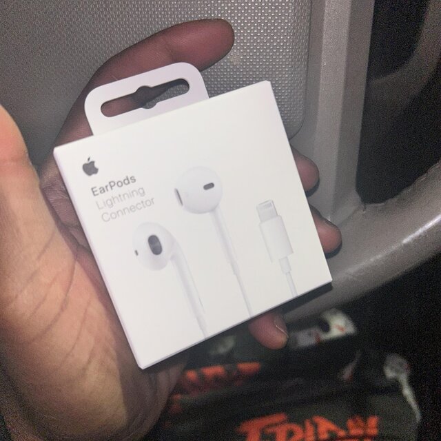 HEADPHONE MUSIC
