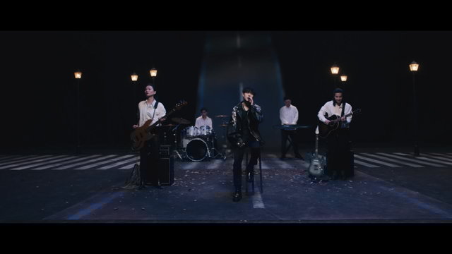 When the Flowers Bloom (Live Performance)