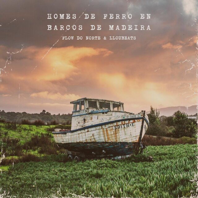 Homes De Ferro En Barcos De Madeira