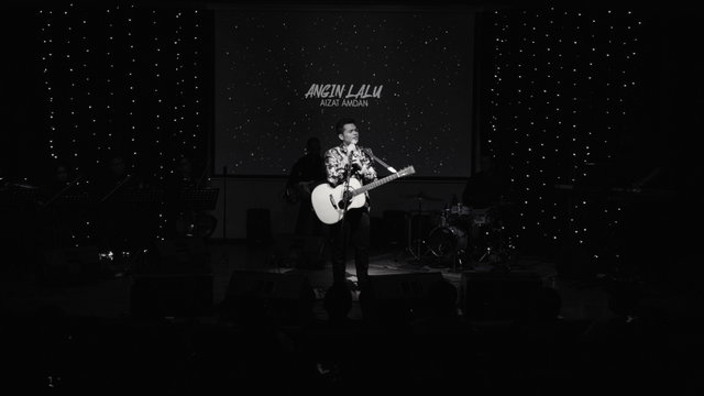 Angin Lalu (Live at The Theatre, Kuala Lumpur, 2019)