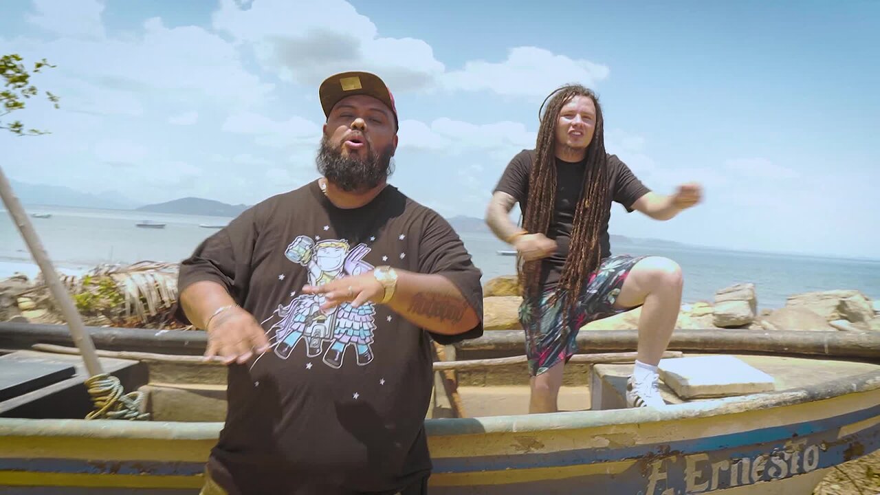 El Escuadron de Dios (feat. Charly Bless )