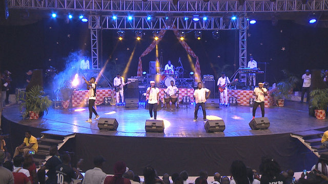 Celle à qui je mens (Live au palais de la Culture d'Abidjan 2018)
