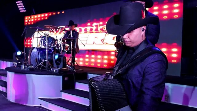 La Chancla (En Vivo 45 Aniversario)