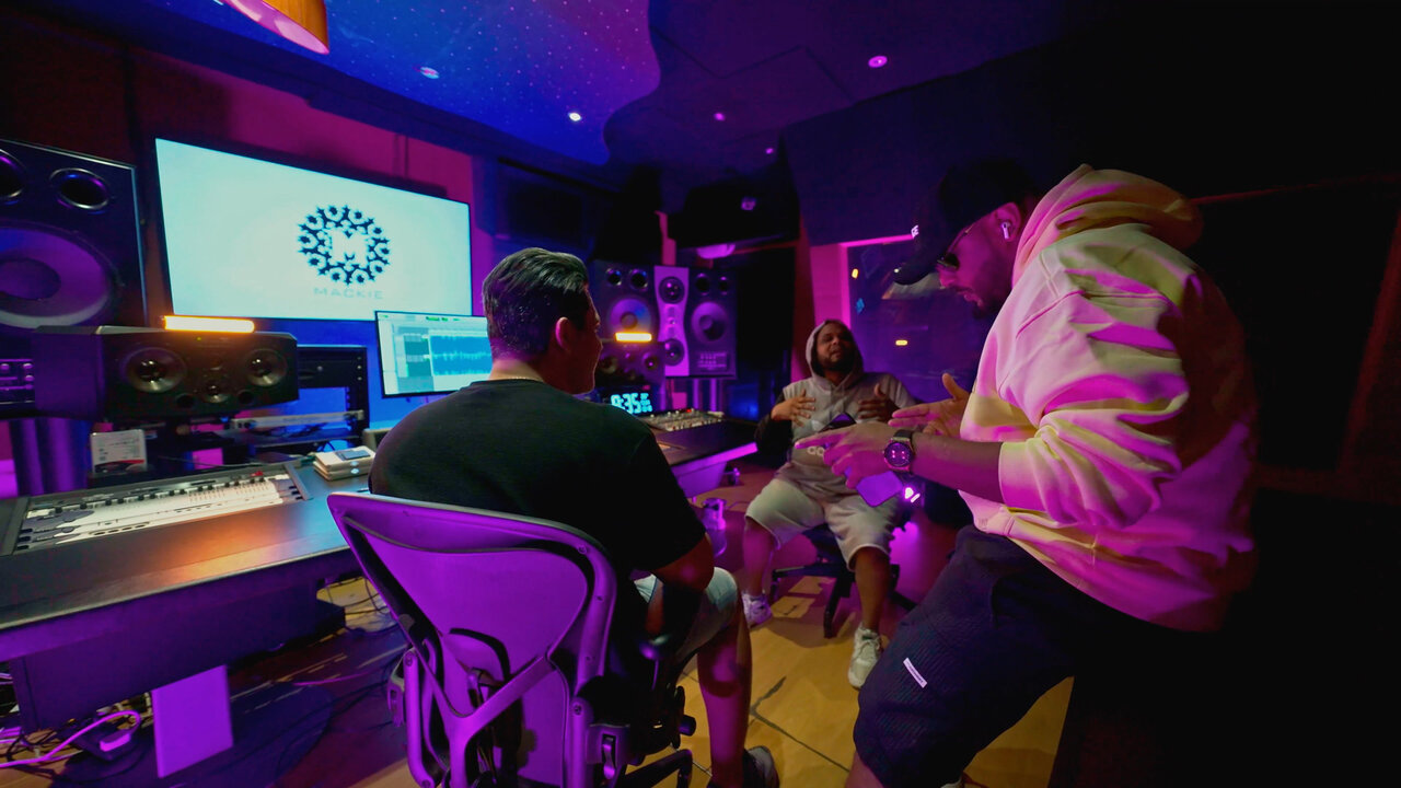 This Days (feat. Cassidy, Skales & Ahmed Makki) (Clip officiel)