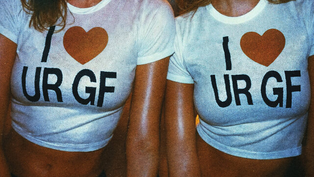 I LOVE UR GF (Visualiser Video)