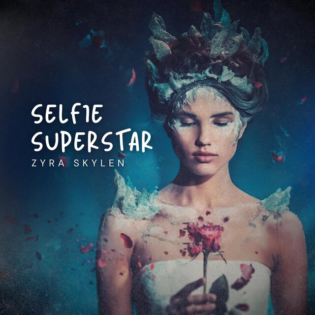 Selfie Superstar