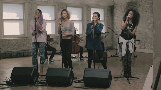 Sleepless in London (Acoustic)