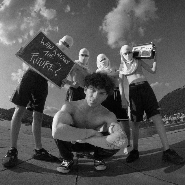 STRAIGHT OUTTA COMO