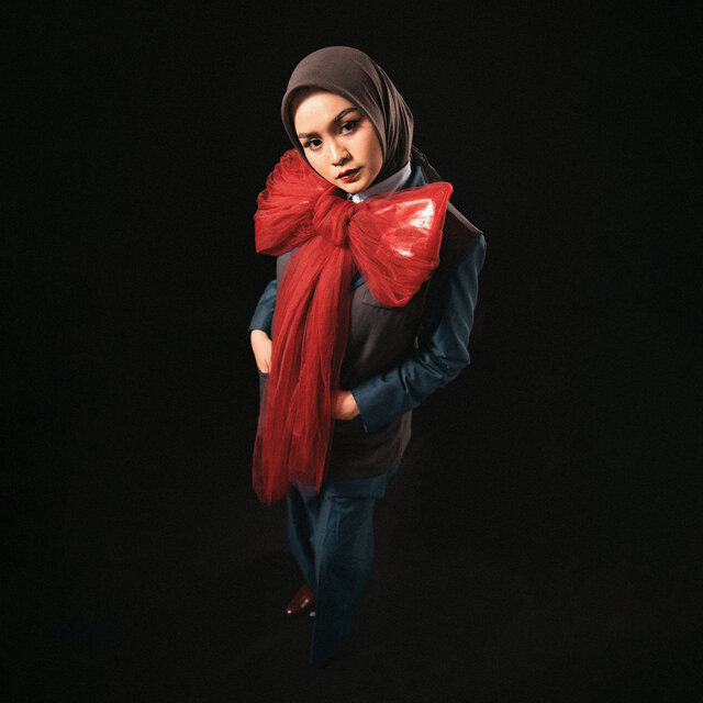 Berharap Pada Timur