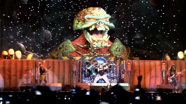 En Vivo! (Live At Estadio Nacional, Santiago) [Trailer]