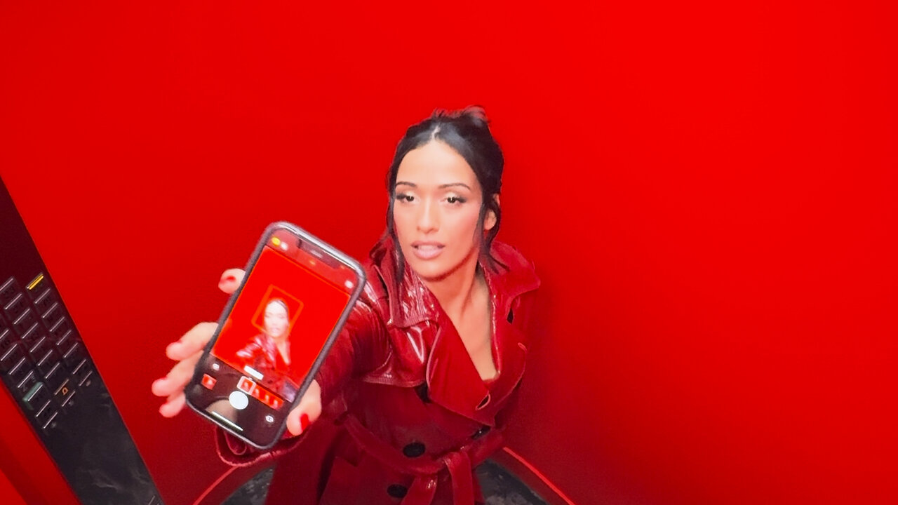 Loka (Video Oficial)