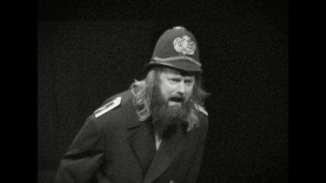Politimester Egil (Har du noe hasj?)