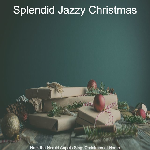 Hark the Herald Angels Sing: Christmas at Home