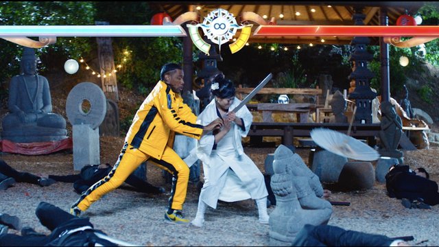 Hol' Up (Official Video)