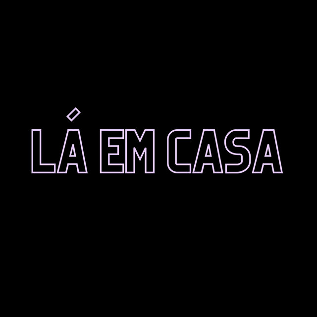 Lá em Casa